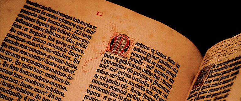 A Bíblia de Gutenberg – O Primeiro Livro Impresso no Mundo